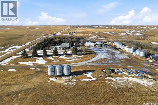 FARMLAND 3 0F 3 Auvergne Rm No. 76, Saskatchewan in Land for Sale in Swift Current - Image 10