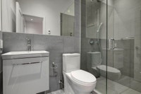 Renovated Akelius studio apartment for rent. Located near Sherbooke in the Milton Park neighborhood,... (image 5)