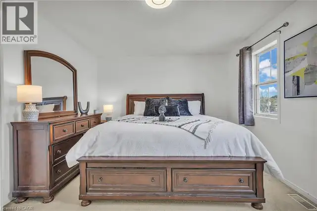 425 ERINBROOK Drive Kitchener, Ontario in Houses for Sale in Kitchener / Waterloo - Image 22
