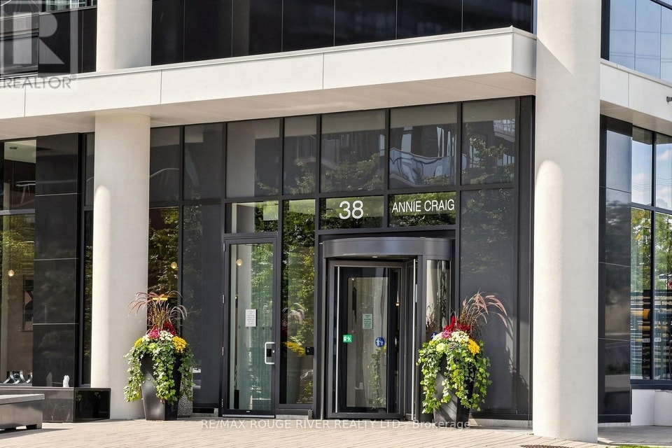 910 - 38 ANNIE CRAIG DRIVE Toronto (Mimico), Ontario 2
