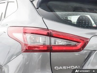 GUN METALLIC,All Wheel Drive,Remote Engine Start,Traction Control,Lane Departure Warning,Temporary S... (image 7)