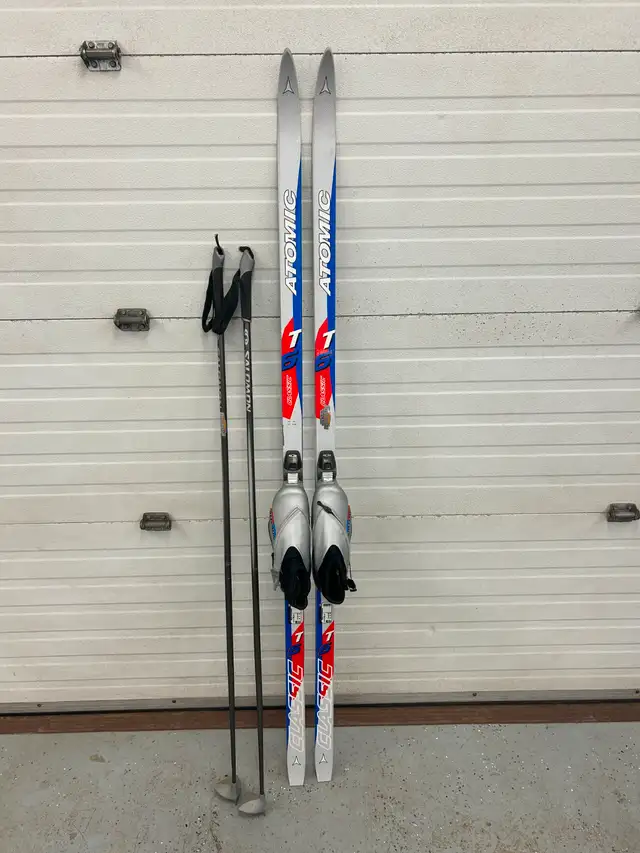 New condition Atomic T6 classic cross country ski.Ski size 175 in Ski in Winnipeg - Image 2
