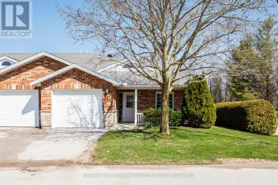 Welcome to Unit #1 at Huron Meadows, a well-maintained and welcoming adult life lease community offe...