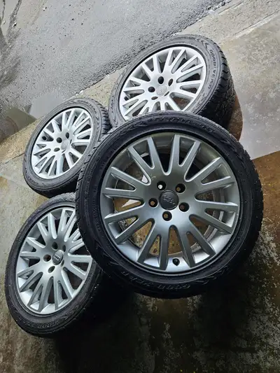 Very nice and clean set of original Audi A6 wheels mounted on summer tires. Wheels: 17x7.5 Bolt patt...