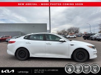 2016 Kia Optima LX Turbo Recent Arrival! Experience the Kia Optima LX with only 90043 km on the odom... (image 2)