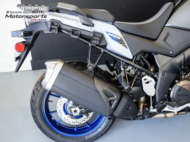 2024 Suzuki V-Strom 1050 ABS in Street, Cruisers & Choppers in Markham / York Region - Image 6