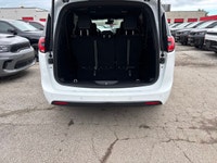 ENGINE: 3.6L PENTASTAR VVT V6 W/ESS (STD),BRIGHT WHITE,BLACK SEATS W/AXIS II,QUICK ORDER PACKAGE 27L... (image 8)