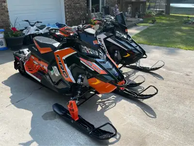 APPLY NOW: https://www.ridecollective.ca/get-pre-approved The 2016 POLARIS RUSH 800 PRO-S 120 800cc...