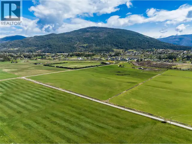 305 KOOTENAY RIVER Road Creston, British Columbia in Land for Sale in Nelson - Image 7