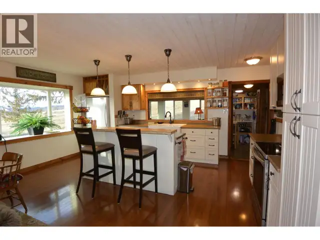 6035 OLD BABINE LAKE ROAD Smithers, British Columbia in Houses for Sale in Smithers - Image 10