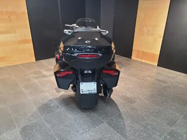 2023 CAN-AM F3 Limited SE6 in Sport Touring in Lanaudière - Image 8