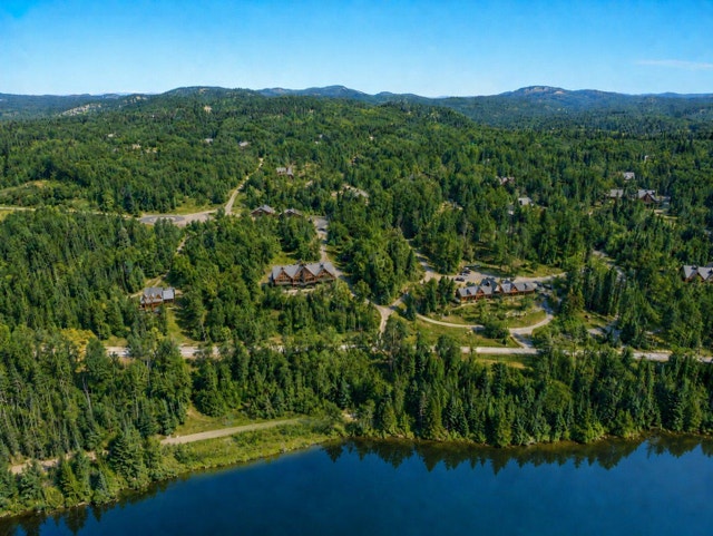 Ch. du Retour-aux-Sources Amherst, Quebec — photo 2