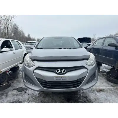 Retirer vos propres pièces de voiture d'occasion et économisez gros sur les réparations de voiture....
