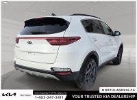 2021 Kia Sportage EX Recent Arrival! Ready for anything, from the streets of Calgary to the highways... (image 3)