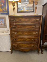 Tall dresser kijiji best sale