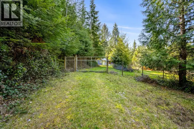 1632 Carrington Bay Rd Cortes Island, British Columbia in Houses for Sale in Campbell River - Image 18