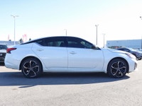 Sunroof, Aluminum Wheels, Navigation, Climate Control, Heated Seats! SR PREMIUM PACKAGE 12.3 HD colo... (image 2)