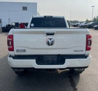 Looking for a tough truck with all the pulling power you could possibly need. Then look no further t... (image 3)