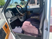 ALL TRADES WELCOME!! OPERATING BY APPOINTMENT 1991 Chevrolet Astro Conversion VAN LIKE NEW!!!! Call... (image 5)