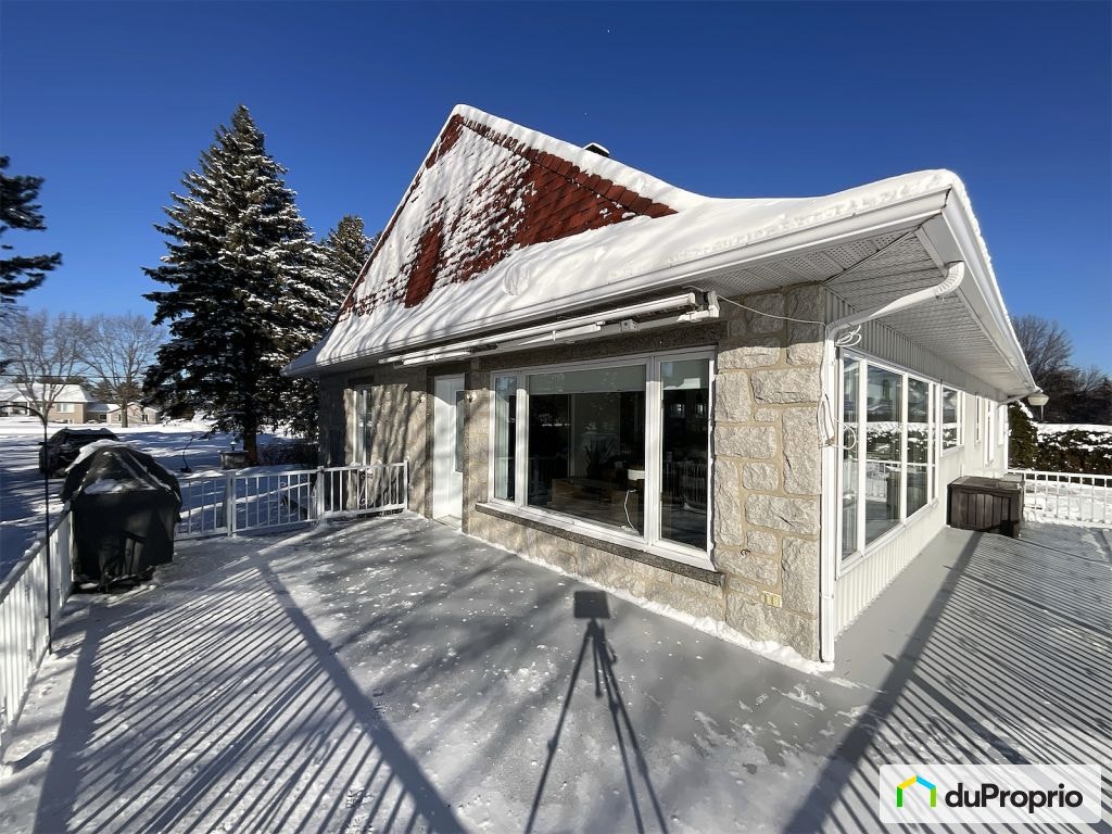 $870,000 - Bungalow for sale in Champlain — photo 3