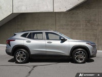 This Chevrolet Trax LT comes equipped with Remote Start, Wireless Apple CarPlay & Android Auto, Heat... (image 5)