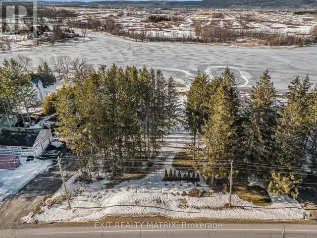00 BAY ROAD Alfred and Plantagenet, Ontario in Land for Sale in Ottawa - Image 7