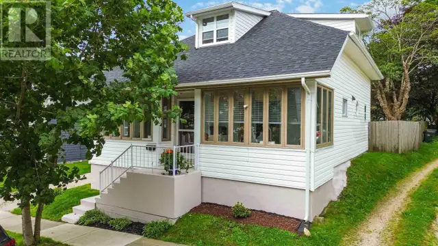 14 Ryerson Court Yarmouth, Nova Scotia in Houses for Sale in Yarmouth - Image 3