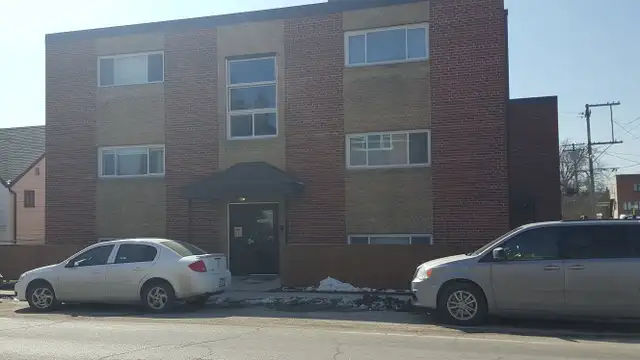 Bachelor Suite - Immediate Availability