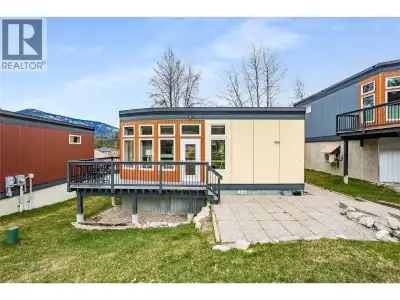 Move-in-ready home in the beautiful Rosemont area! Welcome to Unit #2 in the quietly tucked-away com...