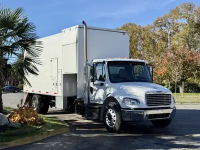 2011 Freightliner M2 106 Paper Shredder Cube Van Cummins ISB Powered Air Brakes Cruise Control Back...