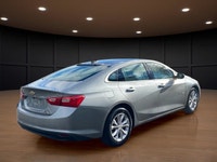 Price includes $1,000 finance credit. Price does not include fees or taxes. Presenting the 2023 Chev... (image 5)