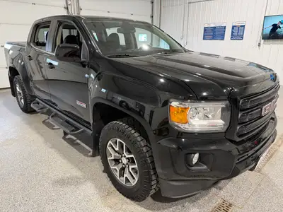Rugged Capability Meets Everyday Comfort Take on the road with confidence in this 2019 GMC Canyon AT...