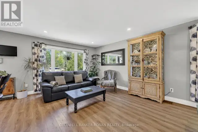 1959 SNOW VALLEY ROAD Springwater (Snow Valley), Ontario in Houses for Sale in Oakville / Halton Region - Image 16