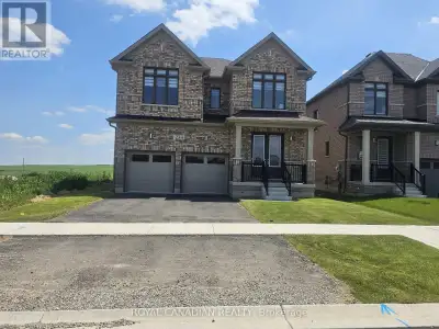 233 LESLIE DAVIS STREET North Dumfries, Ontario