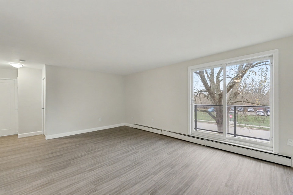 Elgin Woods Apartments - 1 Bedroom, 1 Bath B Apartment for Rent 5