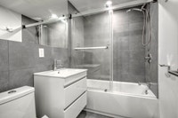 Renovated Akelius one bedroom apartment for rent. Located near Mont-Royal in the Plateau Mont-Royal... (image 6)