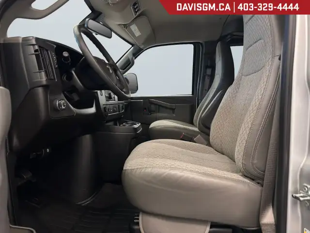 2025 GMC Savana Passenger LT RWD 3500 155&amp;quot; LT in Cars & Trucks in Lethbridge - Image 11