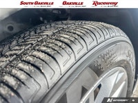 Air Conditioning, Exterior Parking Camera Rear, Fully automatic headlights, Heated Front Bucket Seat... (image 6)