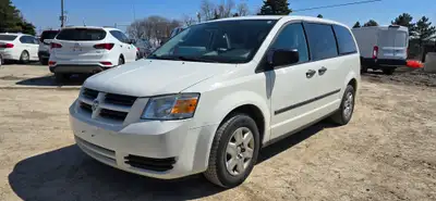 Call 416-648-0721 - ONE OWNER - ONLY 124000km's! Original KM's! Runs like new! - 2009 Dodge Grand Ca...
