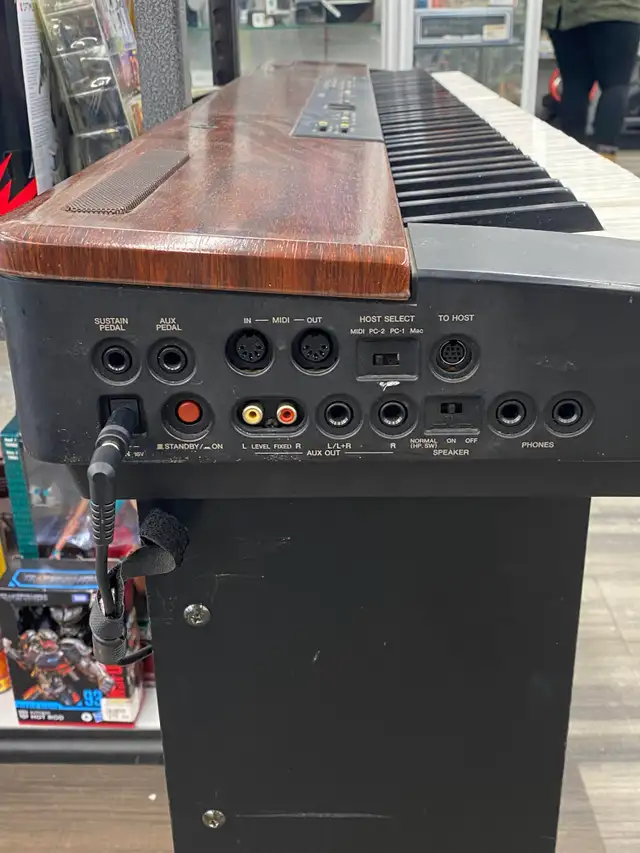 Yamaha P-120 Stage Piano in Pianos & Keyboards in City of Toronto - Image 5