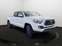 This Toyota Tacoma has a powerful Regular Unleaded V-6 3.5 L/211 engine powering this Automatic tran... (image 7)