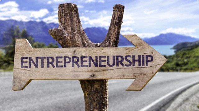 Looking to seek out anyone interested in entrepreneurship! in Other in Oshawa / Durham Region