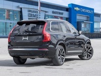 The 2024 Volvo XC90 Plus Bright Theme B6 commands attention in a refined Blackfinish that highlights... (image 4)