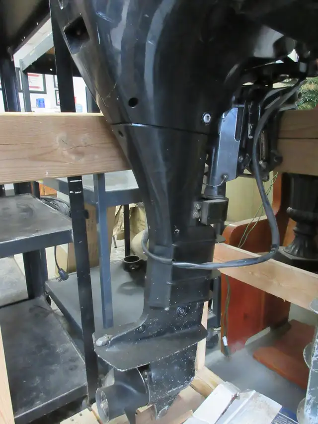15 HP Suzuki Four Stroke Outboard motor in Powerboats & Motorboats in Prince Albert - Image 4