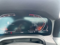 Le modèle 2020 de la BMW 3 Series dans la configuration 330i xDrive est équipé d’un moteur 4 cylindr... (image 1)