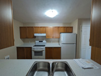 120 MCKNIGHT ST, MATURE LIVING!  2 BED APT AVAILABLE NOW!