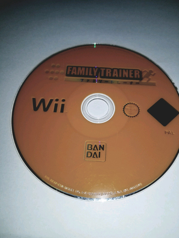 Wii  FAMILY TRAINER . sans l'etui dans Jouets et jeux  à Longueuil/Rive Sud