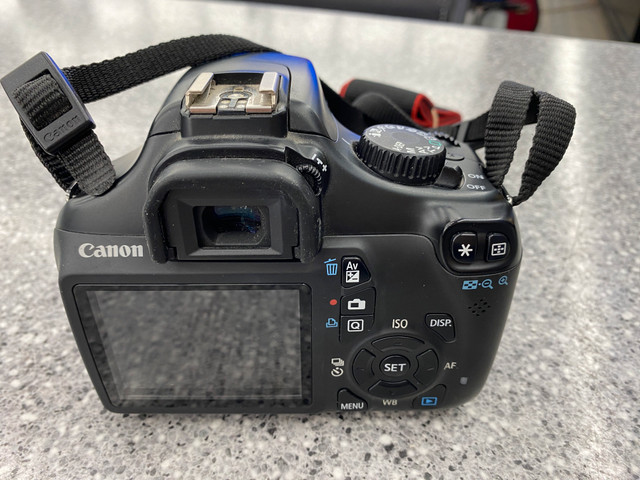 Canon Rebel EOS T3 DSLR w/18-55mm lens in Cameras & Camcorders in City of Toronto - Image 3