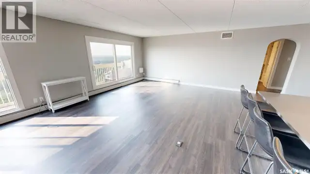 2104 3520 Hillsdale STREET Regina, Saskatchewan in Condos for Sale in Regina - Image 3