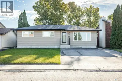 A house that just feels good to come home to! Step inside this bungalow to be immediately welcomed b...